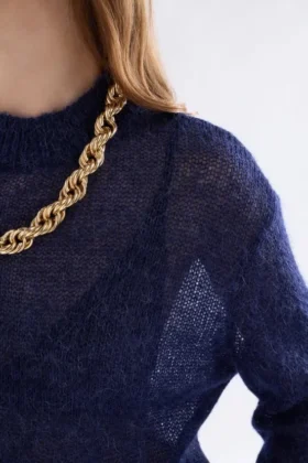 Sweter Fjer w kolorze jasnoniebieskim