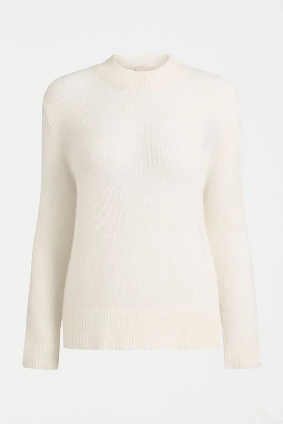 Sweter Fjer w kolorze złamanej bieli Sweter Fjer w kolorze złamanej bieli