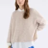 Sweter w wzór Agna w kolorze ecru Sweter w wzór Agna w kolorze ecru