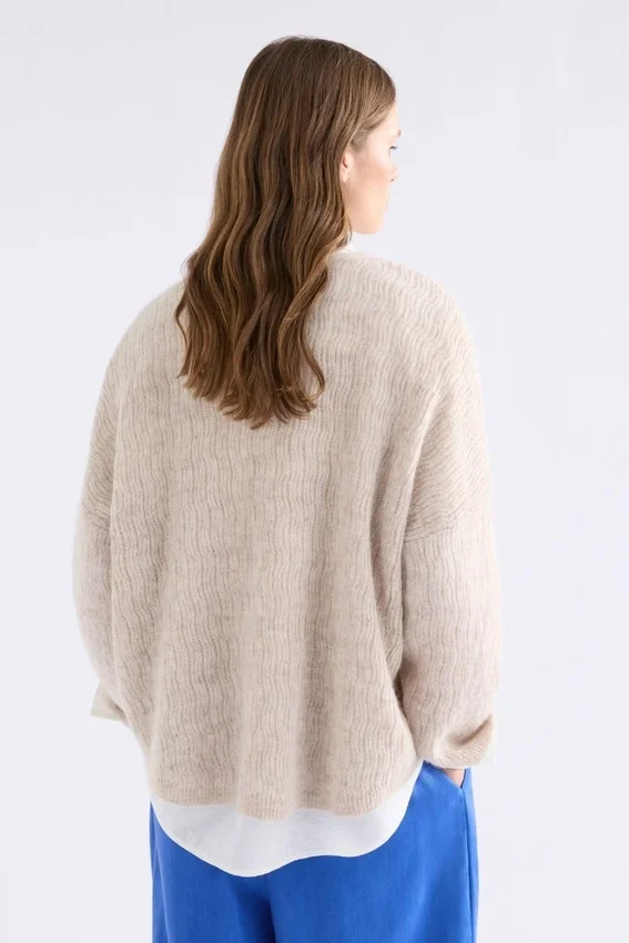 Sweter w wzór Agna w kolorze ecru Sweter w wzór Agna w kolorze ecru